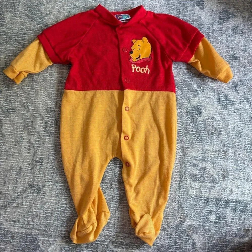 Vintage Winnie‎ The Pooh Baby footie Red Yellow Colorblock Button up